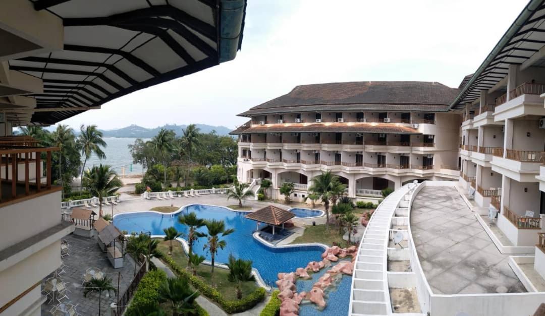 The Orient Star Resort Lumut Exterior foto