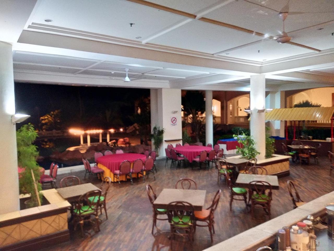 The Orient Star Resort Lumut Exterior foto